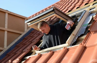 Pose de fenêtres de toit Velux au Soler